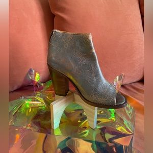 BED|STÜ shoes with a charming peep toe and cushioned insole.